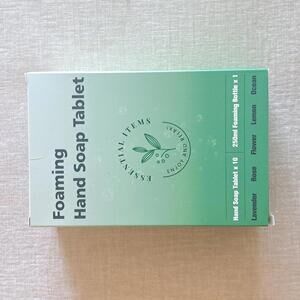 Foaming Hand Soap Tablets w Foaming Soap Bottle - 10 Tablets NIB